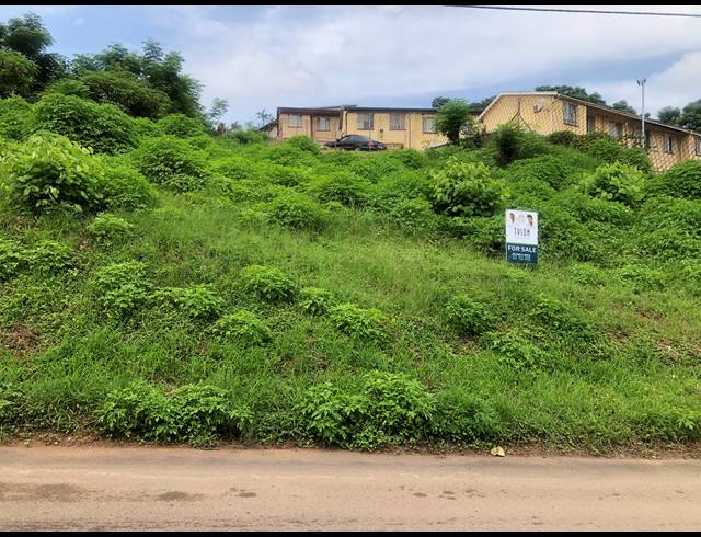 12,895M² VACANT LAND FOR SALE IN KENVILLE